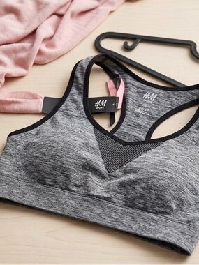 Gray Heathered Racerback Sports Bra - Mesh Detail - Size XS/SP APRROX *